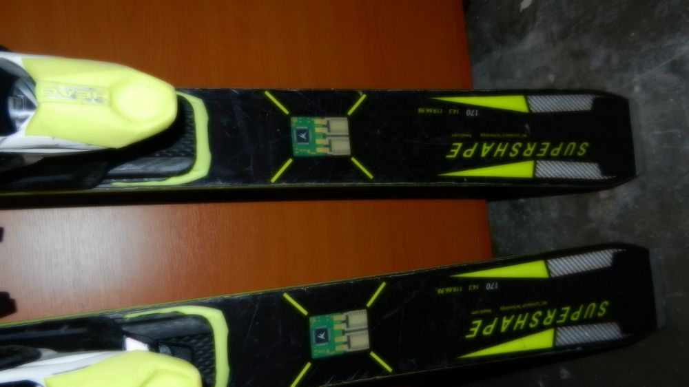 Head Supershape iSpeed (ski schi)