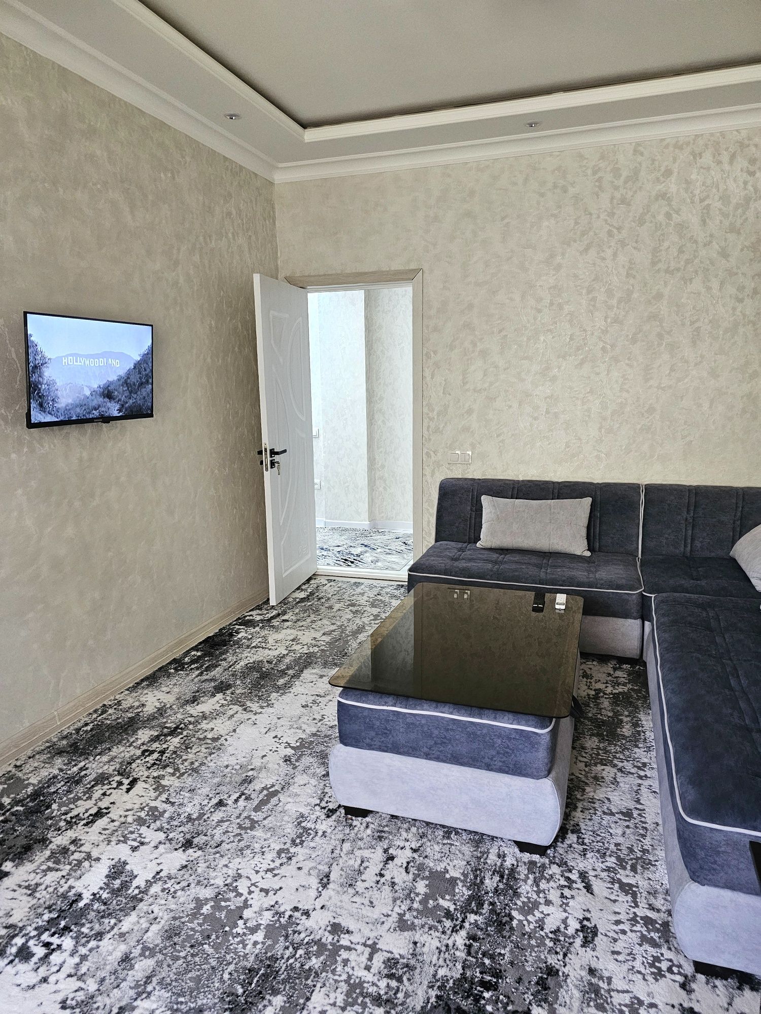 СВОЯ Новостройка Феруза 50м², 2эт, 64000 $, торг есть