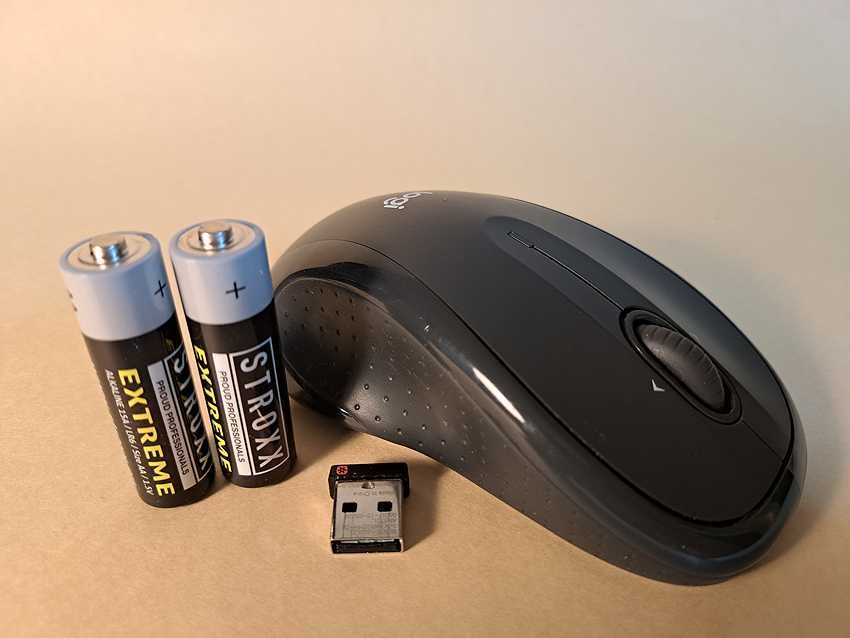 Logitech LOGI Wireless M510 black + nano reciever (1000 DPI) + baterii