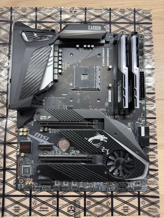 Дънна платка MSI MPG X570 Gaming Pro Carbon  + WiFi AM4
