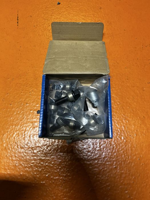 Prezoane + antifurt H&R Porsche