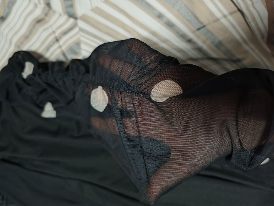 Rochie cu buline din voal