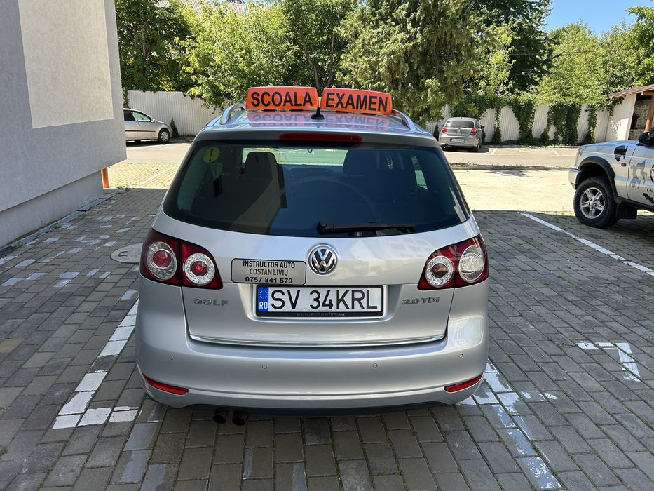 Vand golf 6 plus 2.0 diesel (masina de scoala de soferi)