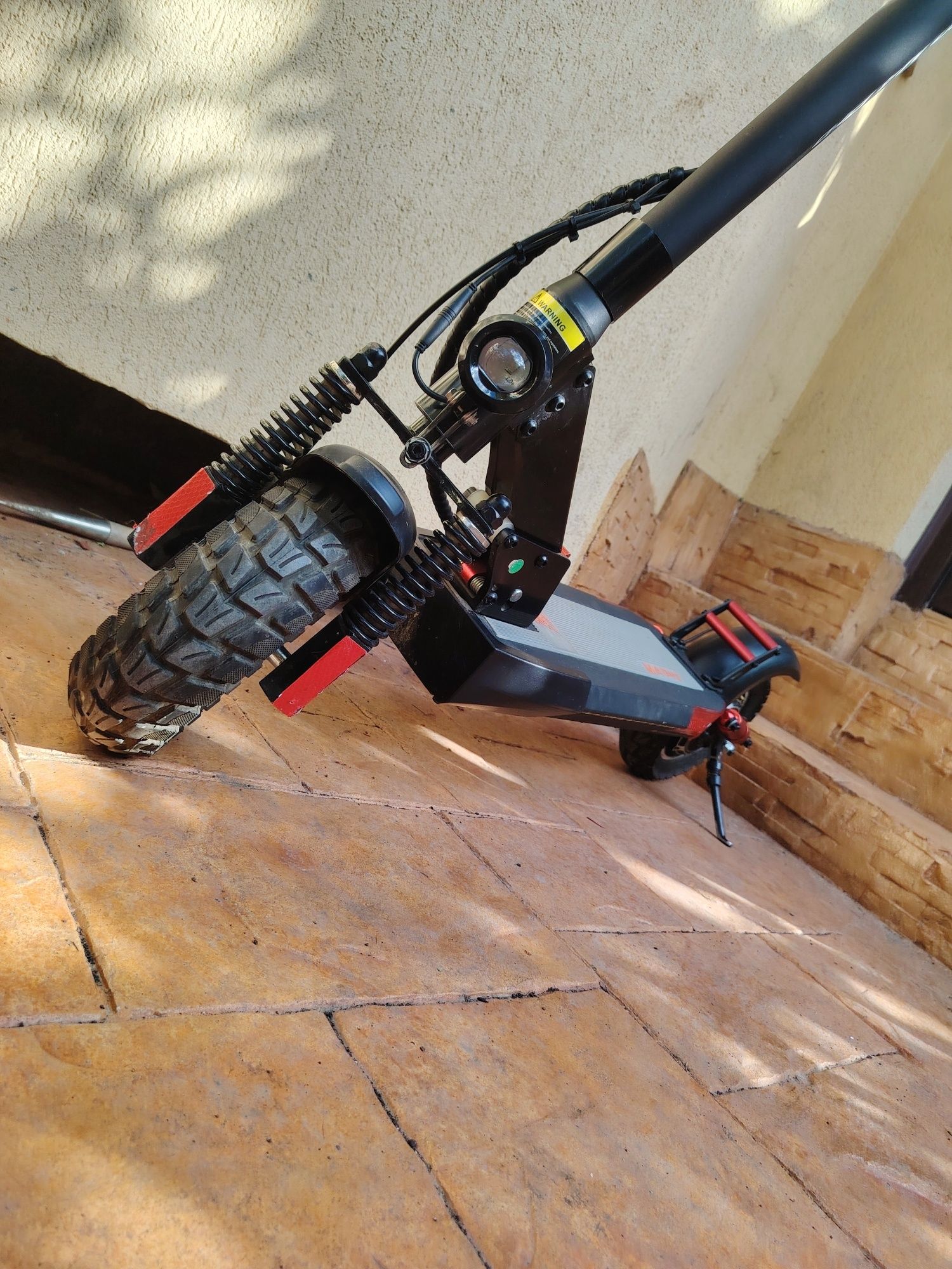 Trotinetă electrică KuKirin M4 Pro, încă in garanție cu șa