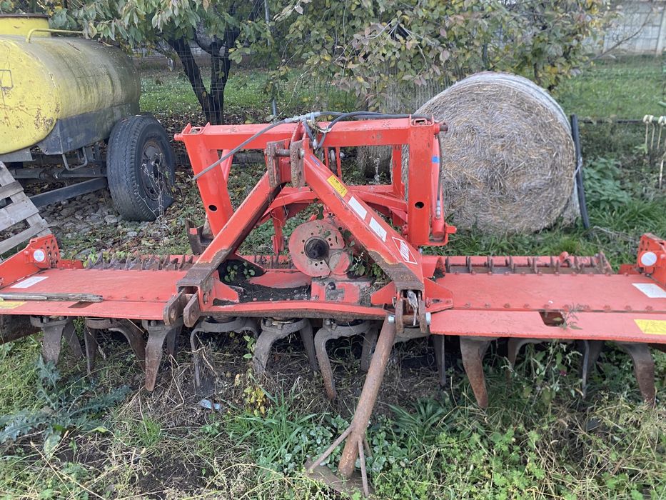 Freza Kuhn 3 m Combinator konschide 4 m stare buna de functionare