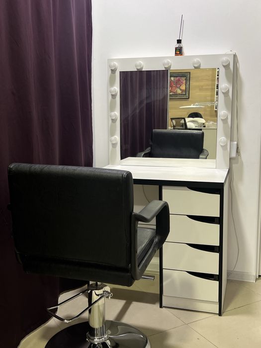 В аренду место для визажиста