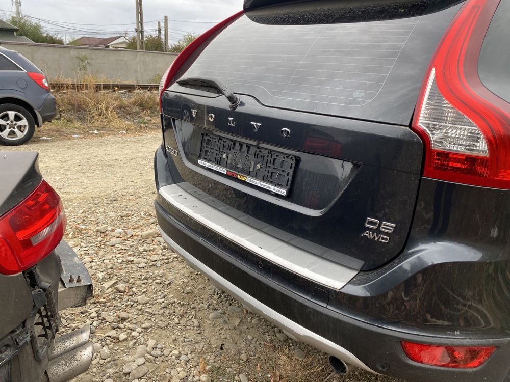 Haion cu lunetă Volvo XC 60 2012