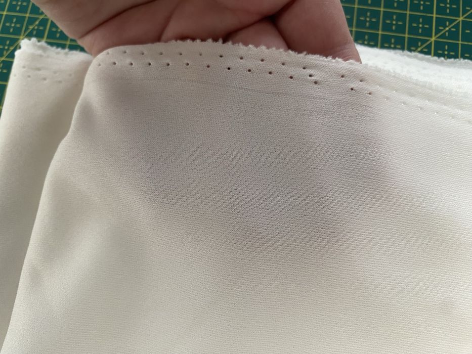 Платове за булчинска рокля