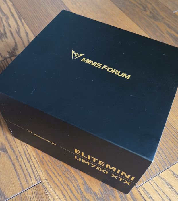 Minisforum UM780 XTX barebone, in cutie, oculink, orice proba