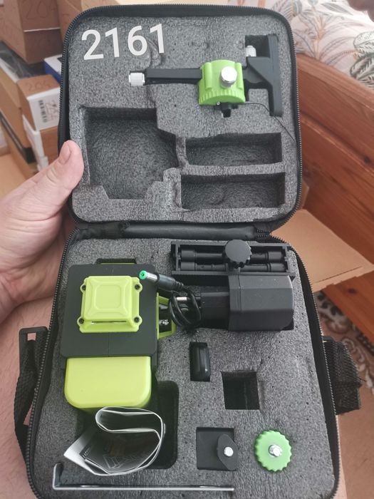 Nivele laser verde autonivelare, acumulator,telecomanda