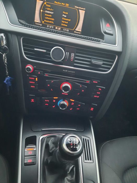 Vând Audi A4 2013