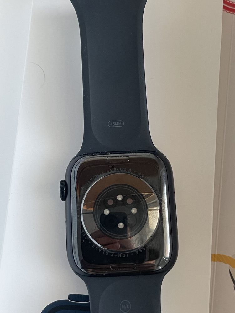 Apple watch S8 GPS 45 mm