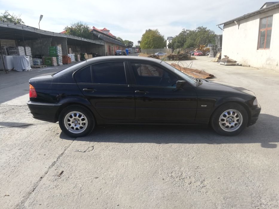 Ușa stânga/dreapta fata spate BMW e46 berlina