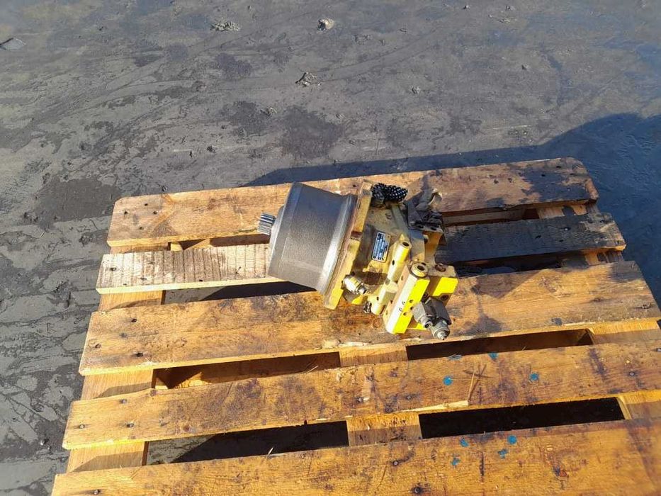 Hidromotor Linde BMV-135 pentru buldozer Liebherr PR722