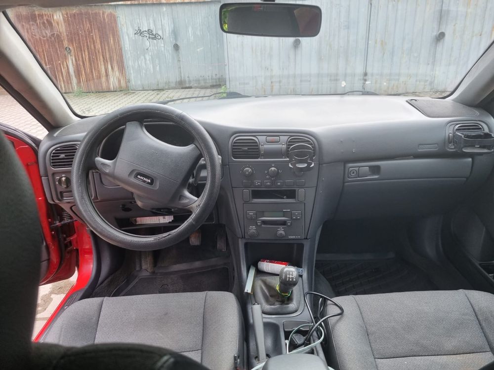 Volvo v40, 2.0 TDI An 2000