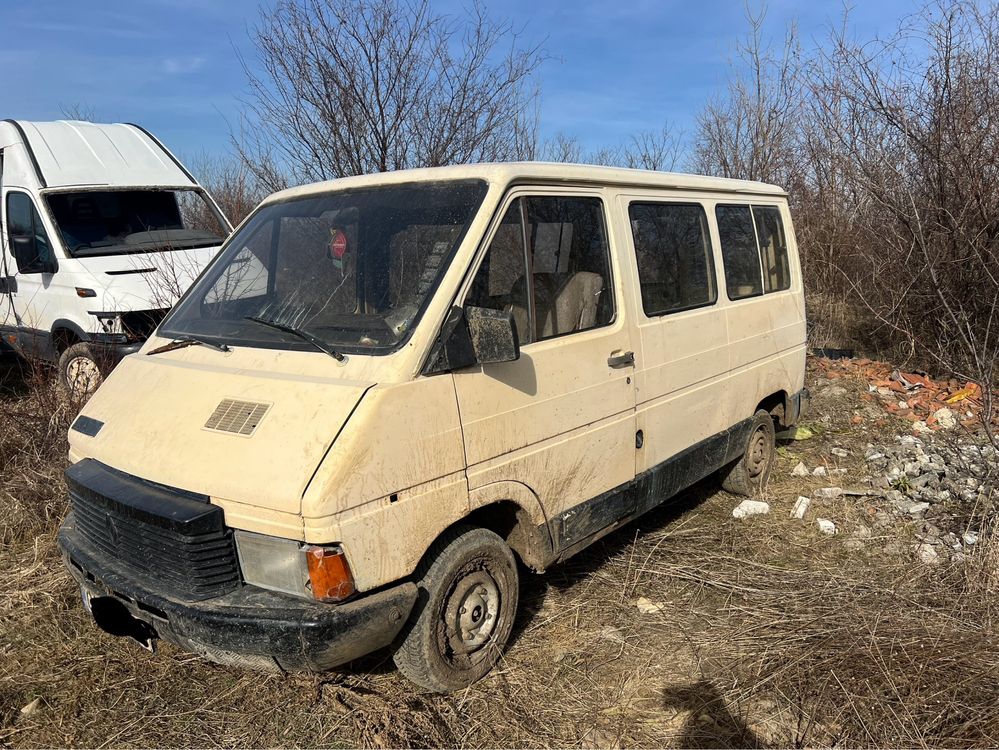 Renault Trafic 2.1 D , Рено Трафик 2.1 Д На Части !!!