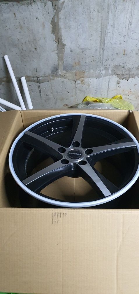 Диски R18 5x114.3 et35