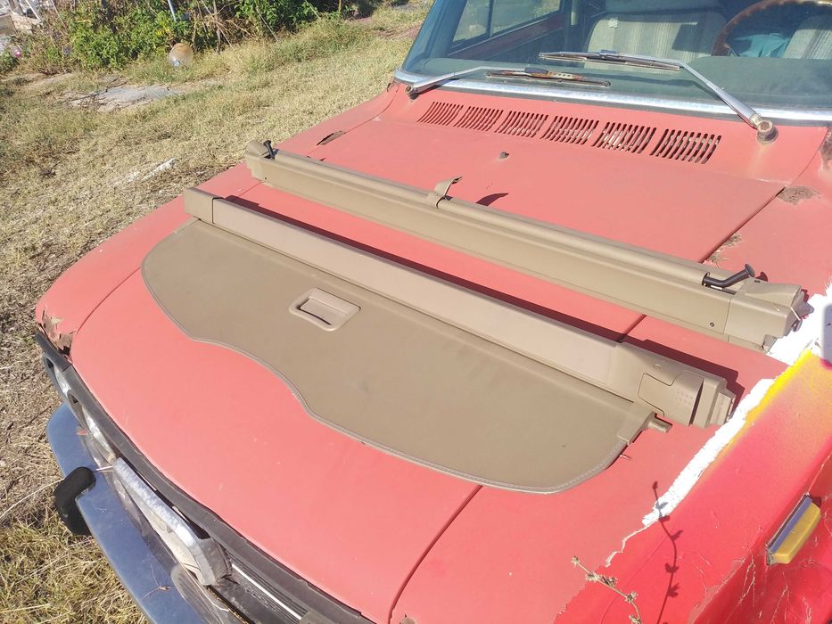 щора за багажник  за  алфа ромео-159