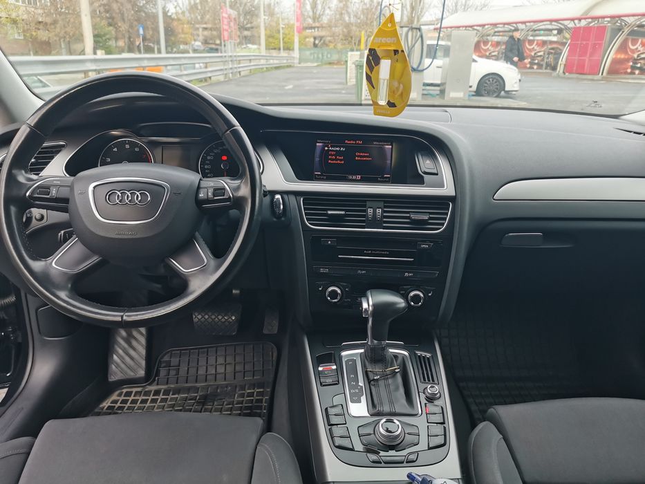 Audi A4 1.8 tfsi 170 cp 2012