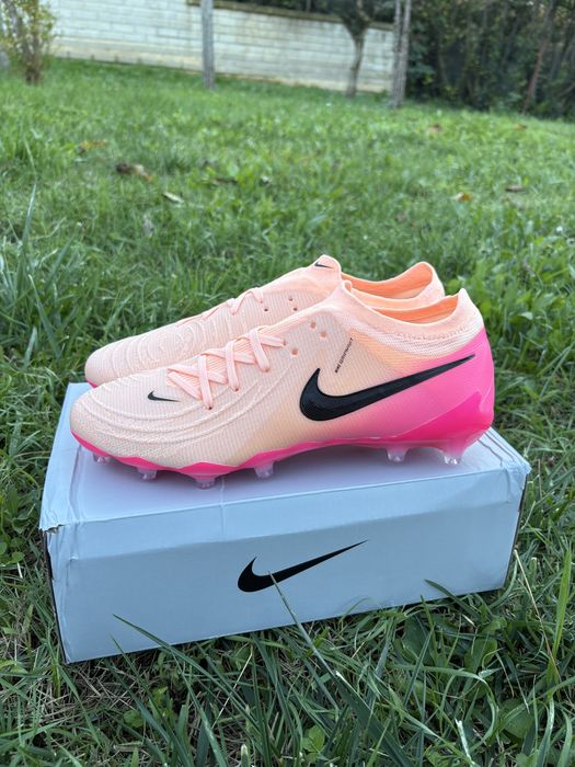 Nike Phantom Gripknit