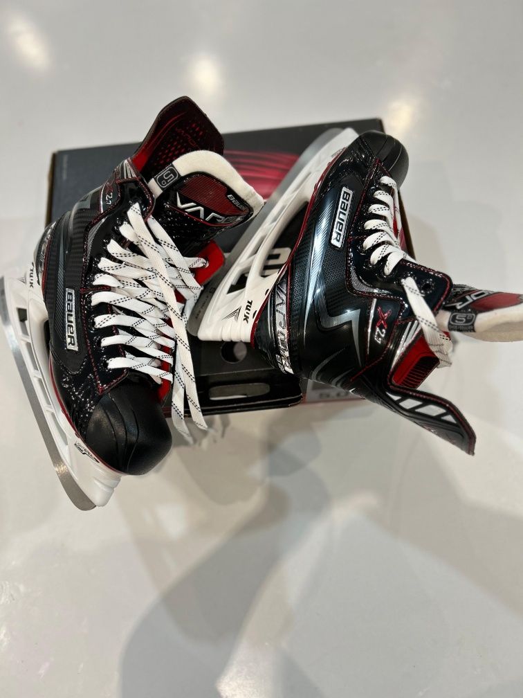 Коньки хоккейные BAUER VAPOR