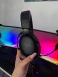 Vând Căști Gaming HyperX Cloud III