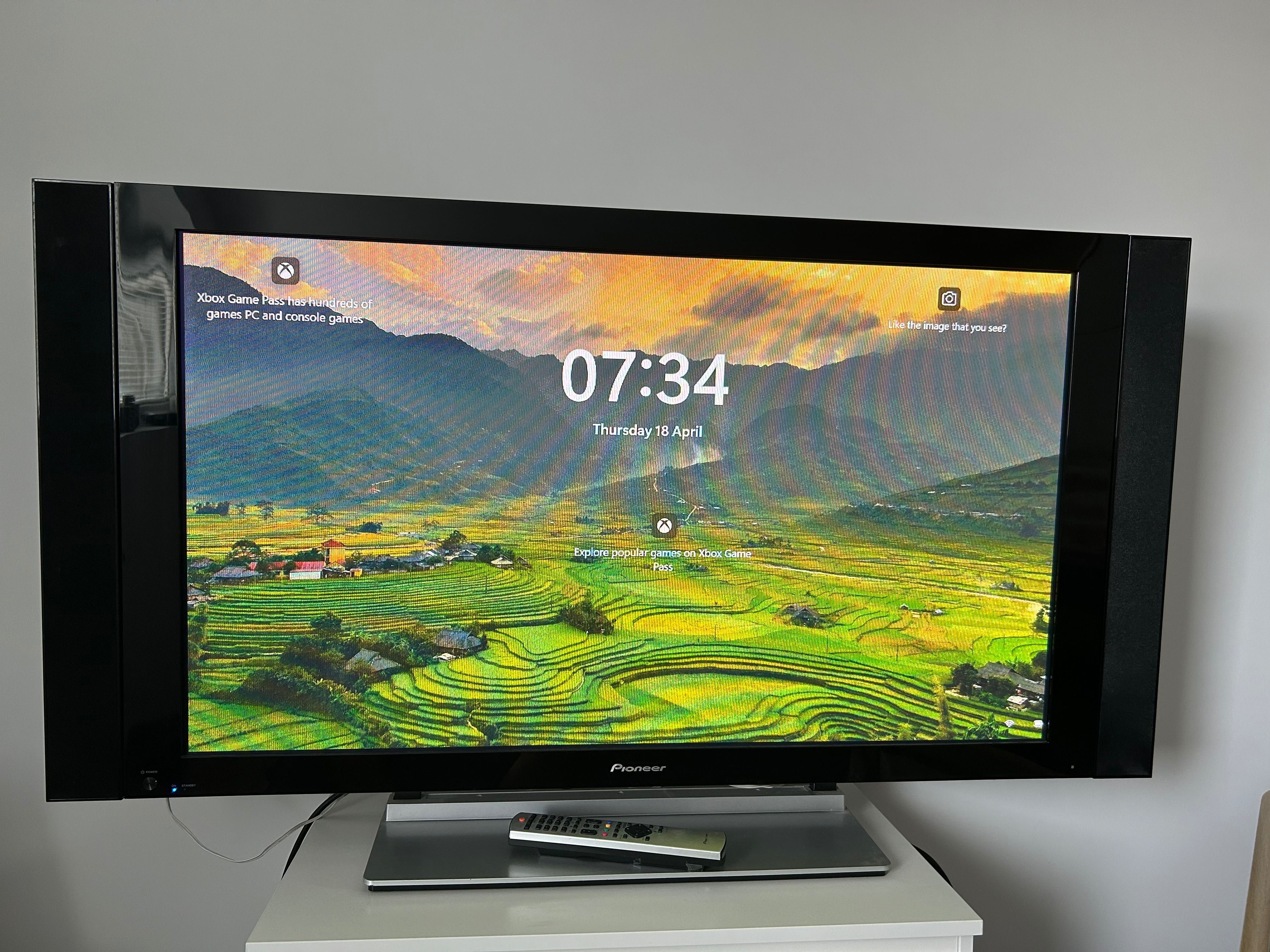 Pioneer TV 50inc