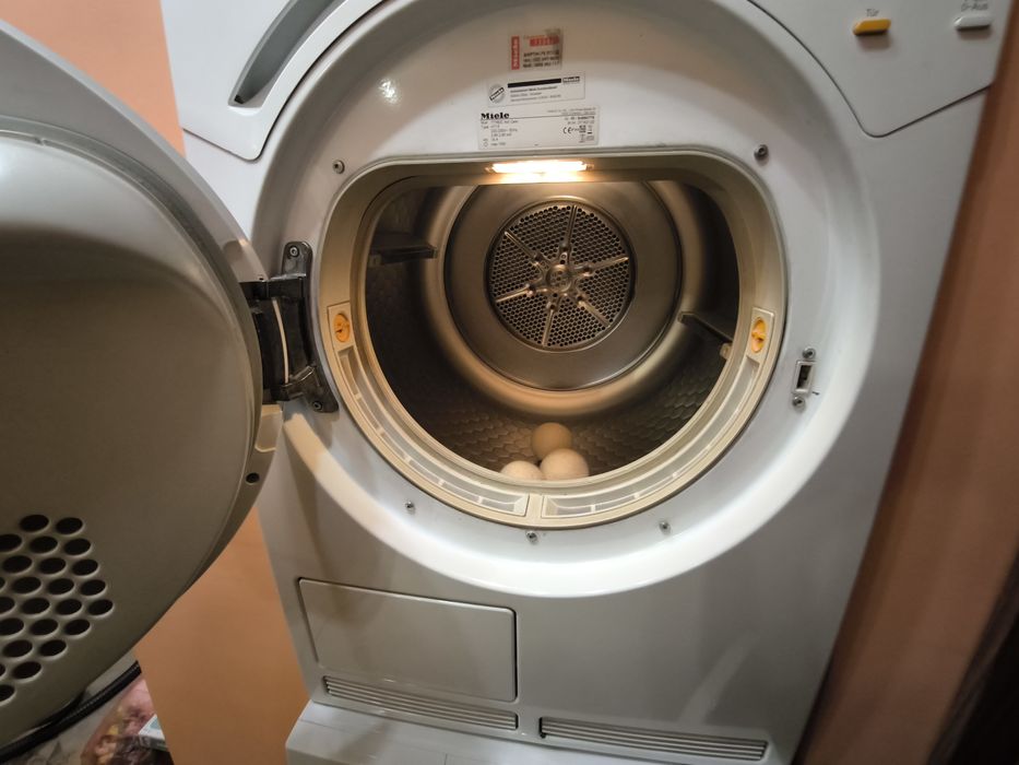 Сушилня Miele 7744 C