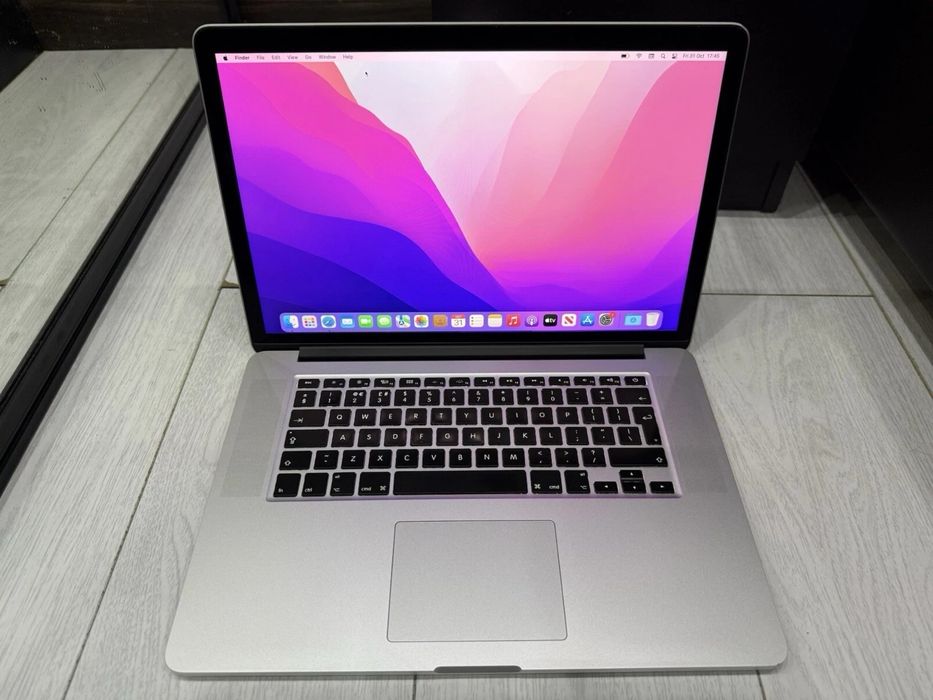 Macbook Pro 15 i7 512 SSD
