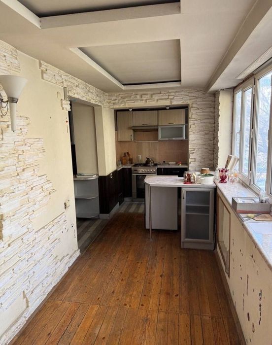 Продается 4х комнатная Ц2 Алайский