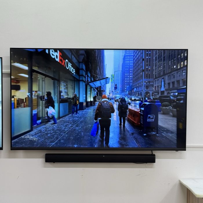 Телевизор LG 55UP77 + sondbar xiaomi в подарок