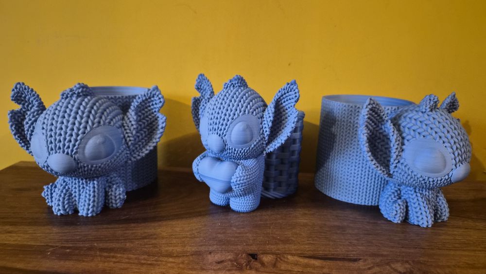 3D поставка за моливи и четки