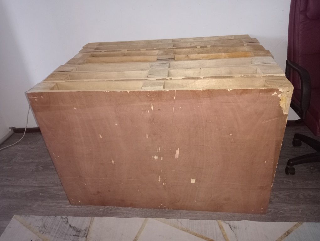 Продам поддоны в хорошем состояний