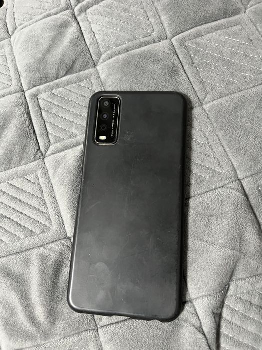 Продаю телефон vivo y12s