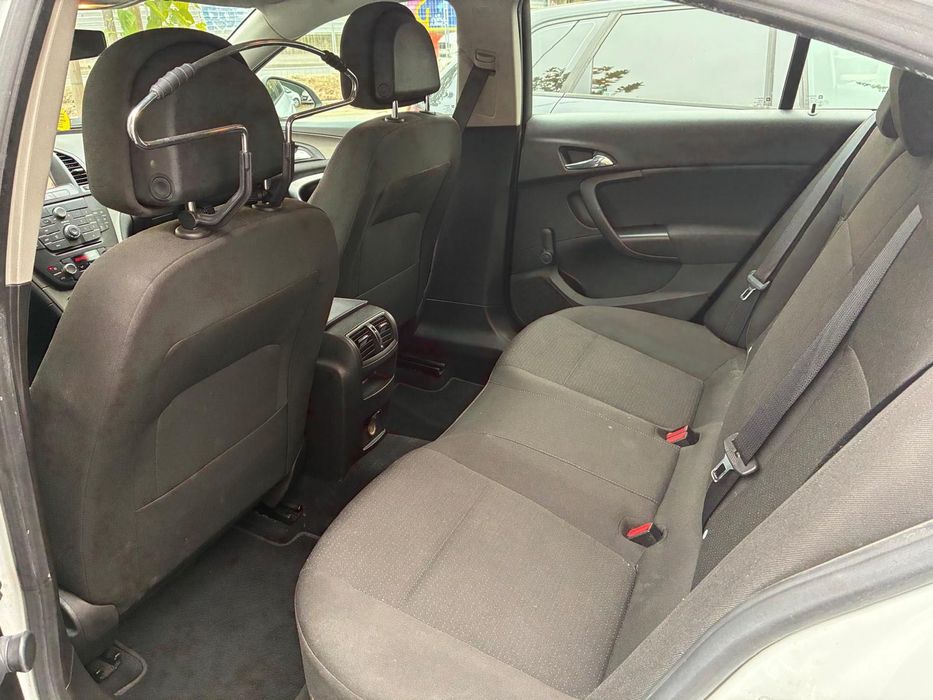 Vanzare autoturism Opel Insignia primul proprietar