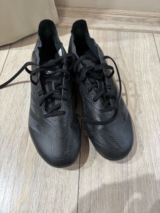 Бутонки Adidas Predator