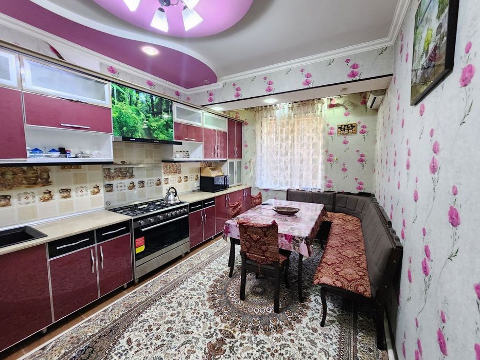 Арзон нархда квартира сотилади