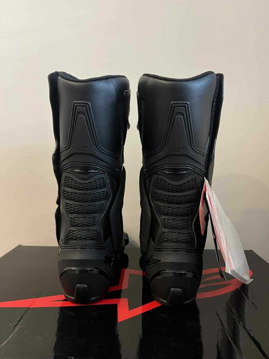 Нови! Alpinestars SMX-6 V3 (Размер 43)