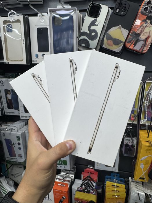 Iphone 17 air 256 gb gold/black