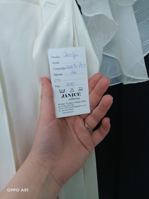 Vând Rochii de mireasa și cununie civila