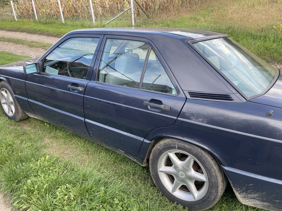 Mercedes - Benz 190E 1.8