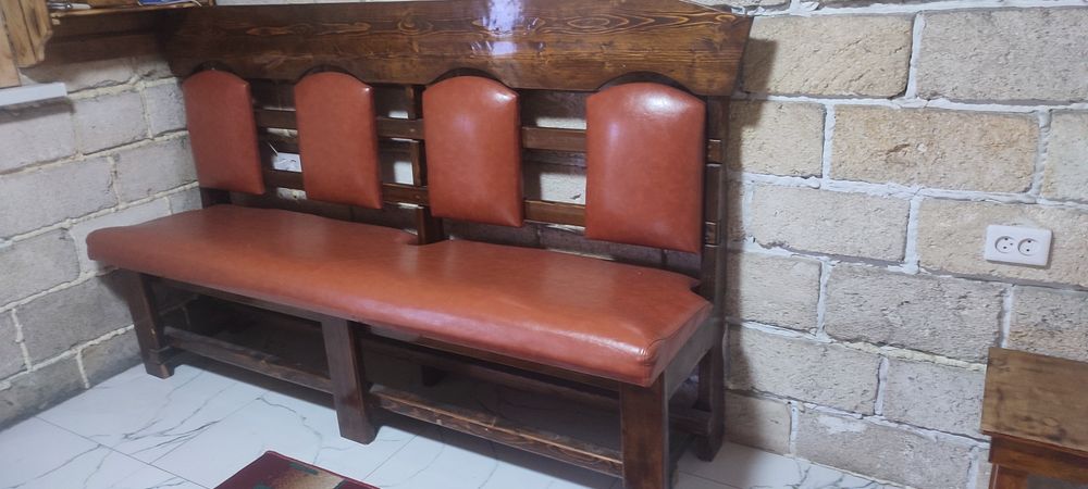 Продам лавку с мягким сиденьем
