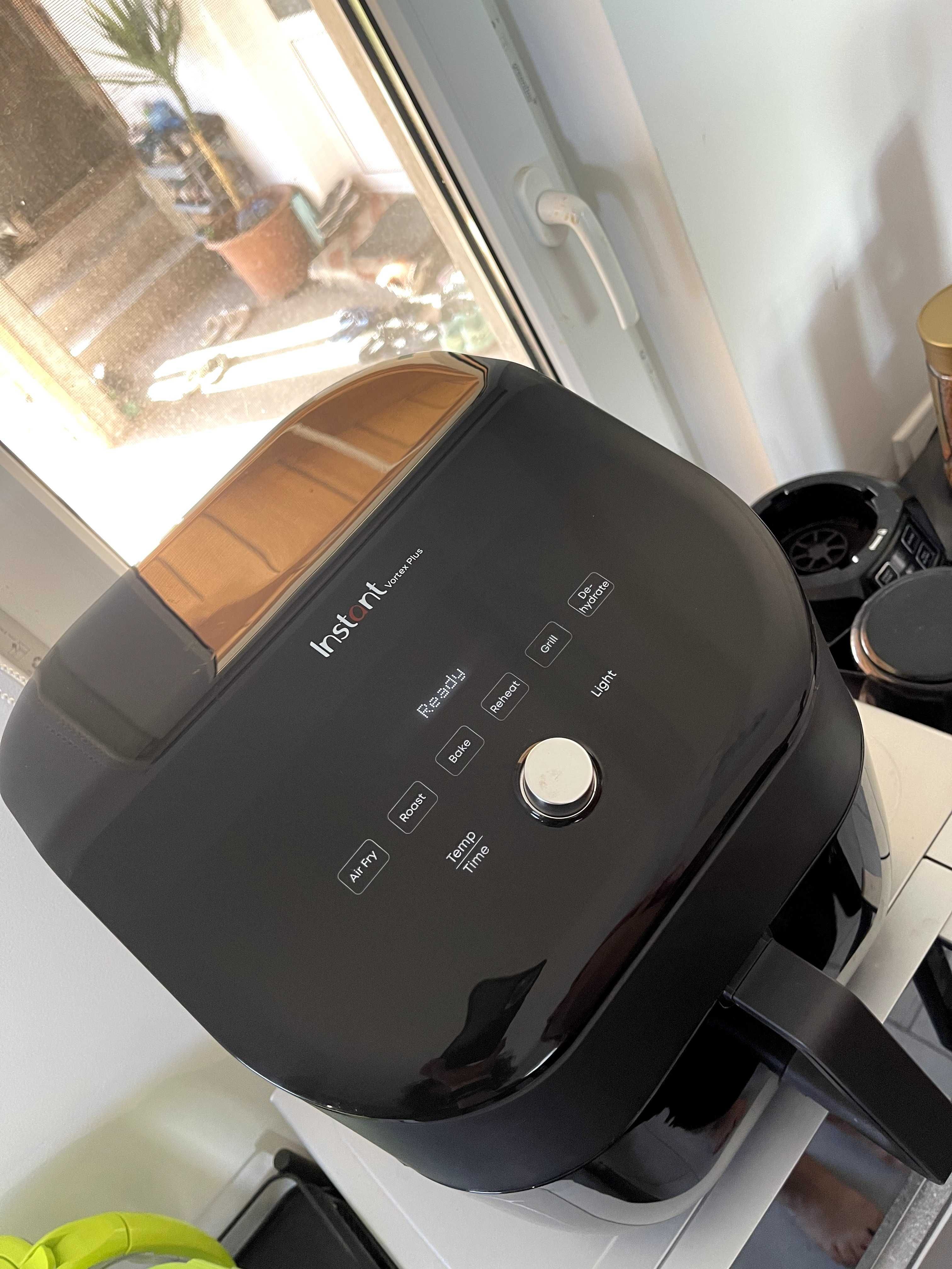 Air Fryer Instant Vortex Plus