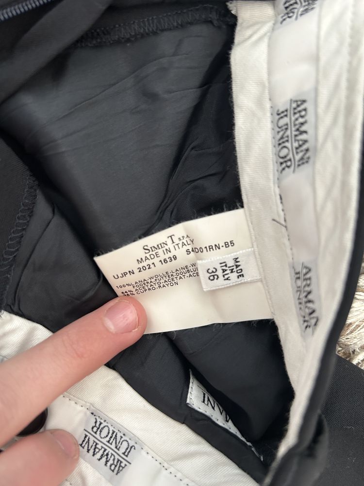 Pantaloni Armani dama negri