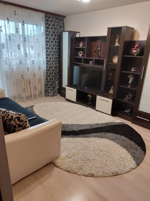 Apartament de inchiriat