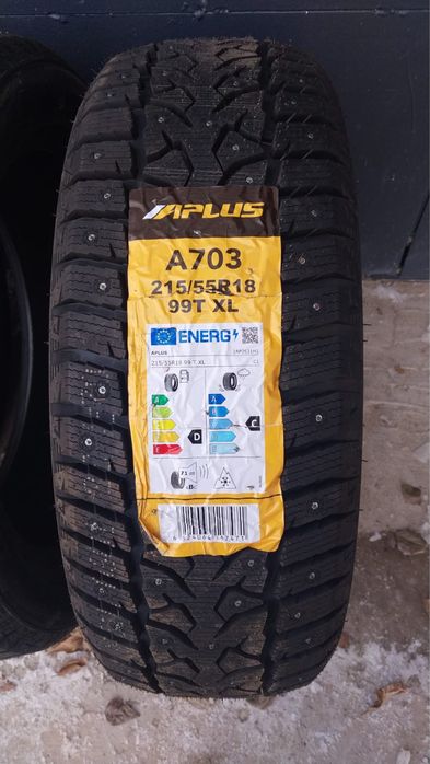 Зимняя шипованная резина 215/55/R18