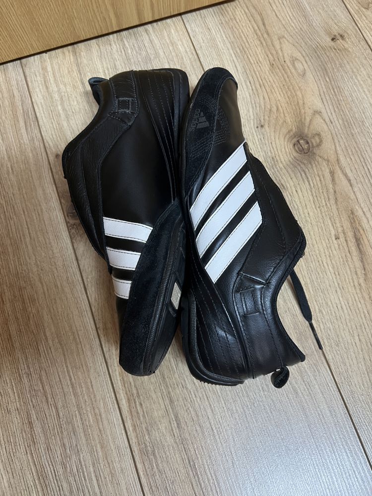 Pantofi sport Adidas