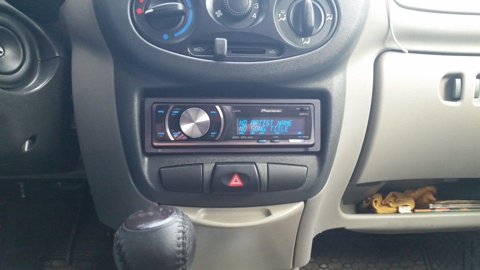 Pioneer DEH-P6000UB в идеальном состоянии