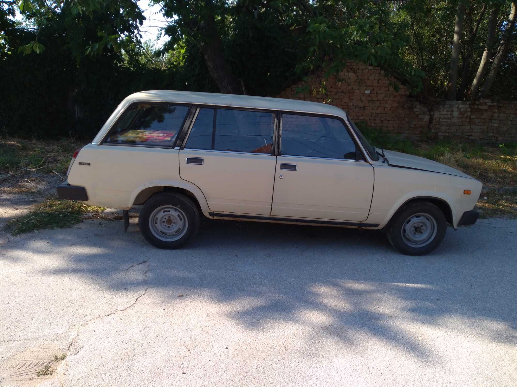 Lada 2104 , 1510 кубика -68 конски сили