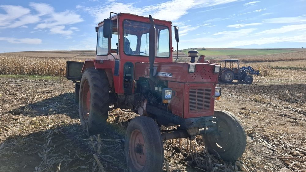 Vând tractor 650